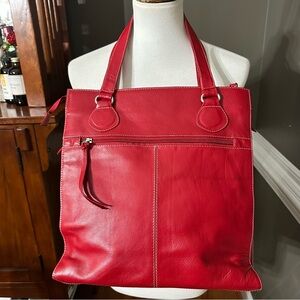 Antilope Cueros fine artisan leather double handle tote bag in red.